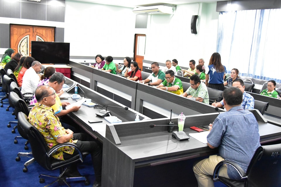 วันที่ 13 กันยายน พ.ศ.2566 เวลา 09.30 การประชุมหัวหน้าส่วน เทศบาลตำบลตันหยงมัส เพื่อปรึกษาหารือข้อราชการและดำเนินการดังกล่าวข้างต้นเป็นไปด้วยความเรียบร้อย และบรรลุตามวัตถุประสงค์ที่ได้วางไว้  ณ ห้องประชุมสภาเทศบาลตำบลตันหยงมัส 
ระเบียบวาระการประชุม
ระเบียบวาระที่ 1
ระเบียบวาระที่ 2
ระเบียบวาระที่ 3 เรื่องที่ประธานแจ้งให้ที่ประชุมทราบ
เรื่อง รับรองรายงานการประชุมครั้งที่ ๓ เมื่อวันที่ ๑๔ กรกฎาคม ๒๕๖๖
การติดตามงานแต่ละกอง/ฝ่าย
- สำนักปลัดเทศบาล
- กองยุทธศาสตร์และงบประมาณ
- กองการศึกษา
- กองช่าง
- กองสาธารณสุขและสิ่งแวดล้อม
- กองคลัง
- กองสวัสดิการสังคม
ระเบียบวาระที่ 4 เรื่องอื่นๆ (ถ้ามี)
