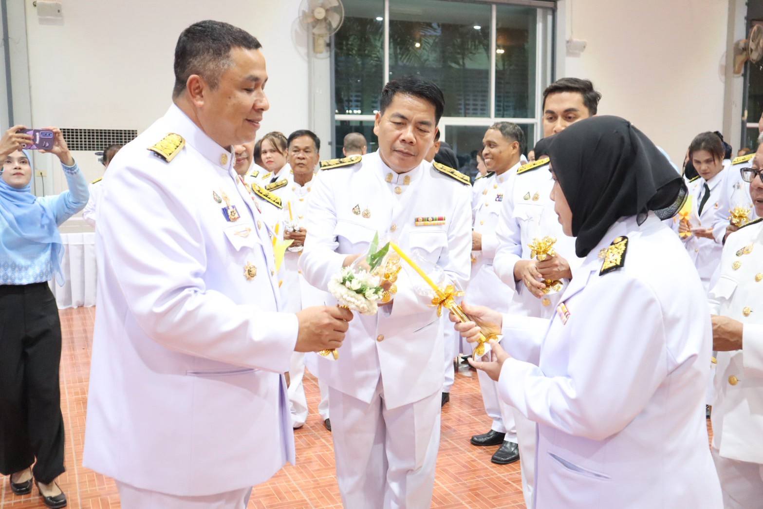 🩵🩵พิธีถวายเครื่องราชสักการะและวางพานพุ่ม พิธีถวายพระพรชัยมงคล เนื่องในโอกาสวันเฉลิมพระเกียรติ สมเด็จพระนางเจ้าสิริกิติ์ พระบรมราชินีนาถ พระบรมราชชนนีพันปีหลวง (ช่วงเย็น)🩵🩵